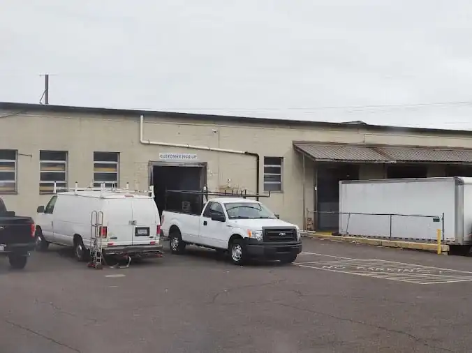Loading docke area at Weinstein Supply Willow Grove